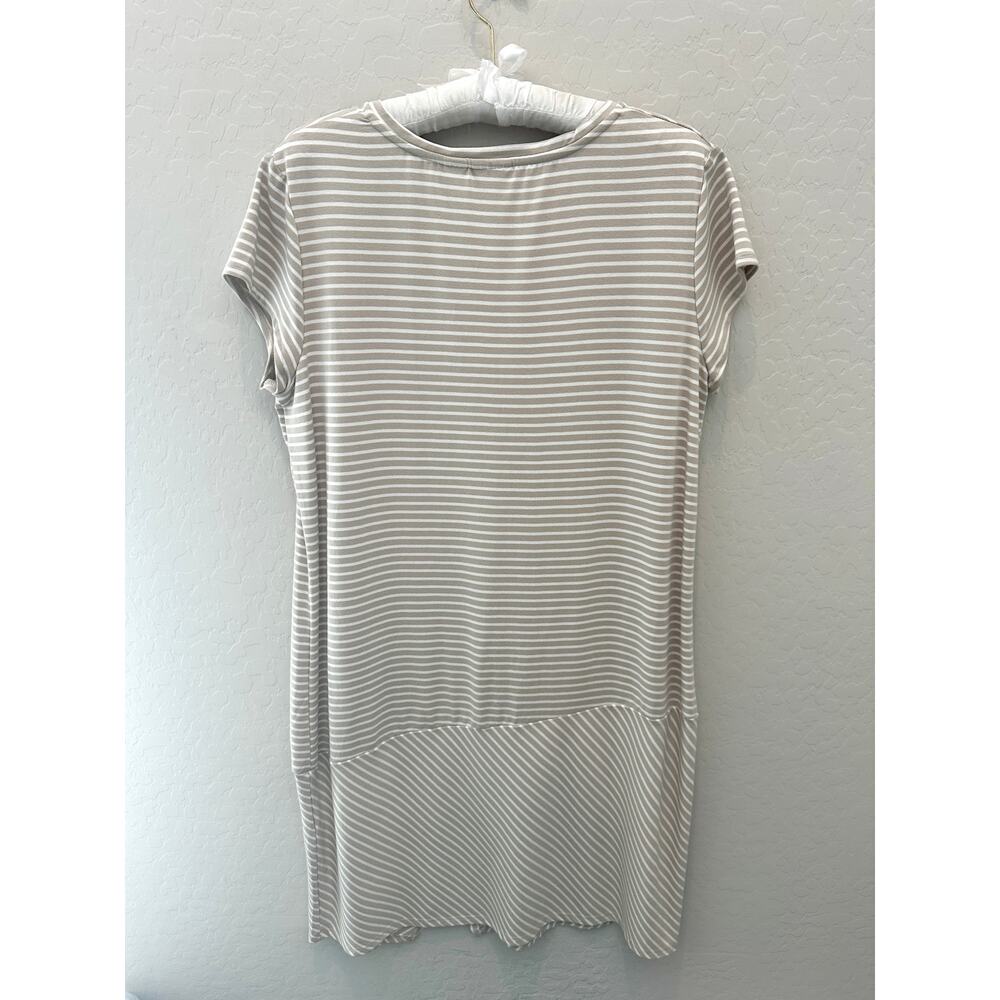 CHICO’S Neutral Striped Asymmetrical Hem Knit V-Neck Dress NWT Size 2 Large - Picture 6 of 10
